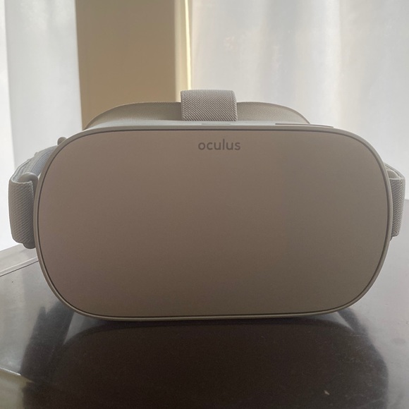 Oculus VR headset